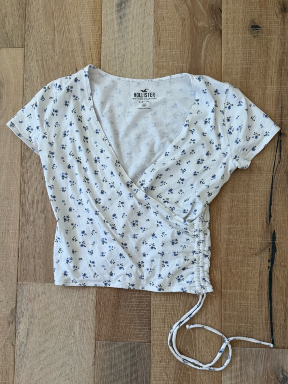 Hollister White Floral Wrap Crop Top with Blue Print